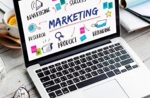 Marketing & Communication